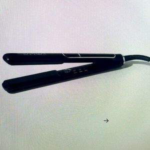 Ceramic flat iron